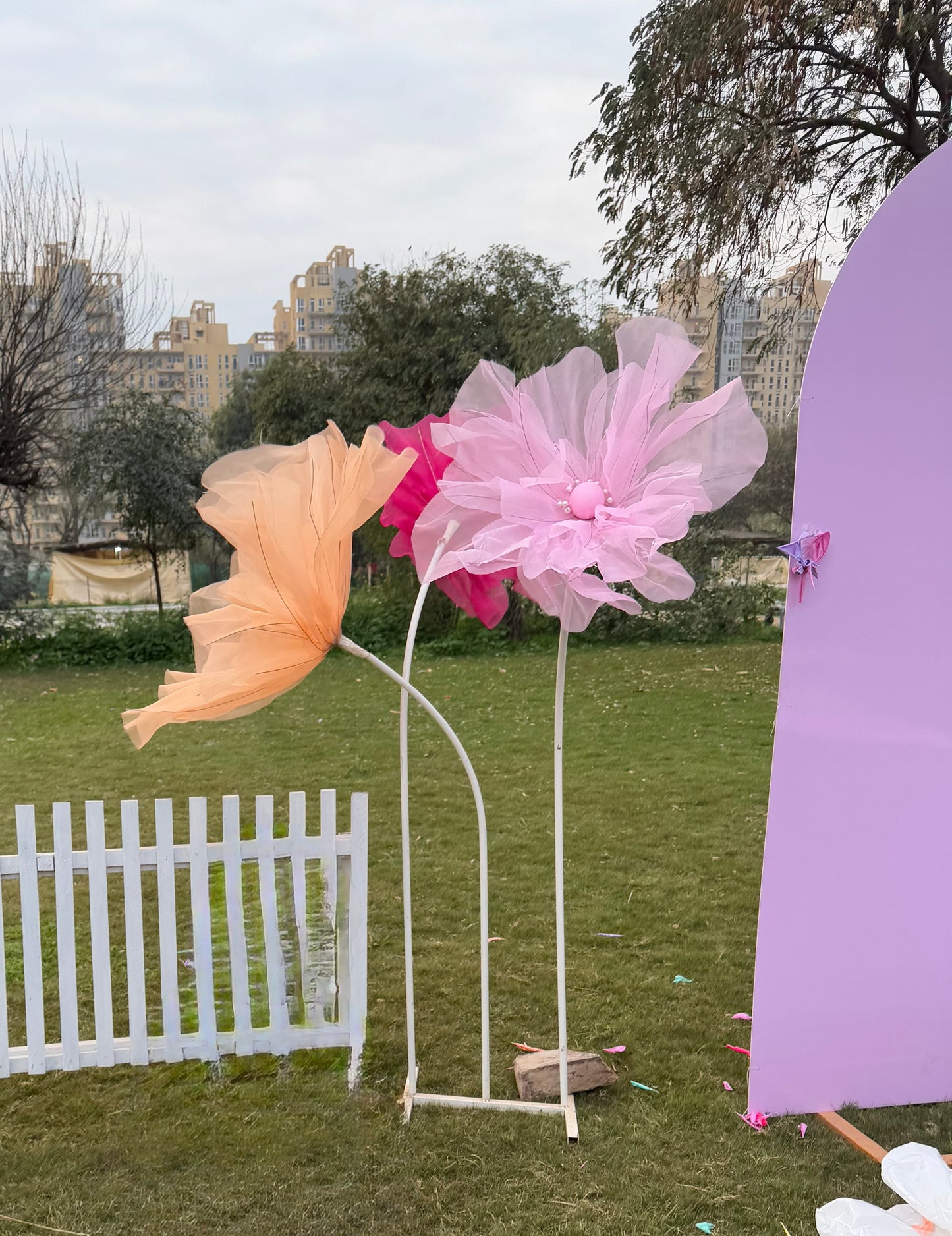 Organza fabric flowers (without stand)